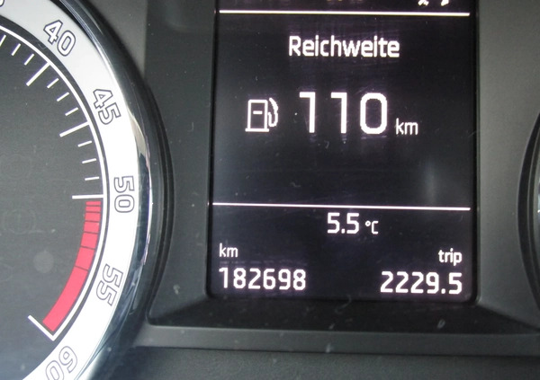 Skoda Octavia cena 54800 przebieg: 182698, rok produkcji 2018 z Bytom małe 596